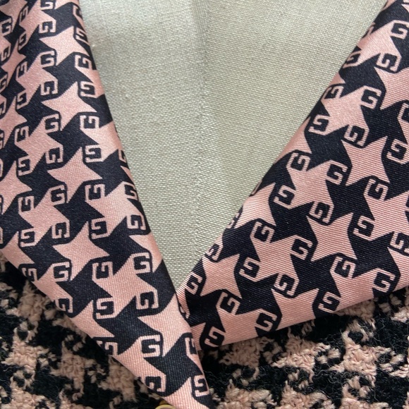 Gucci beautiful pink and black herringbone check jacket - Picture 6 of 6